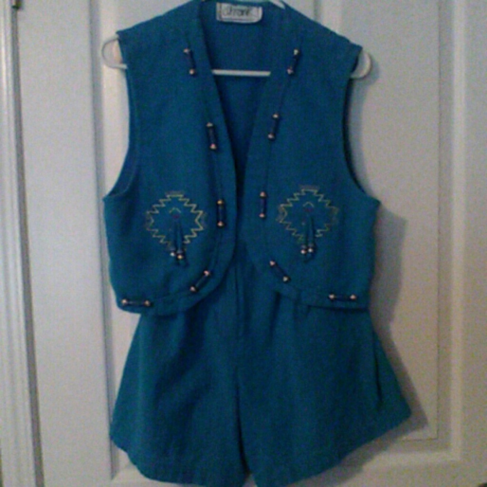 Two piece short set